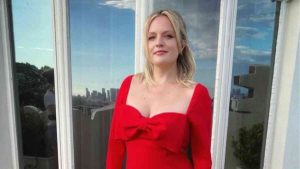 Elisabeth Moss Confirms Pregnancy with Her First Child: Smooth Sailing on the Journey